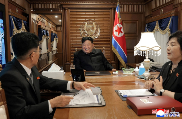 天牛配资 朝鲜专列凌晨驶入中国境内，普京已经抵达北京，正等着与金正恩见面！